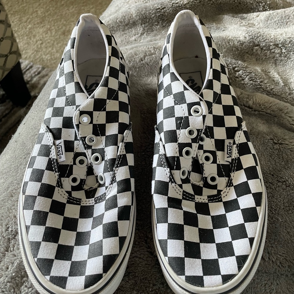 Women’s size 8.5 checkered Vans